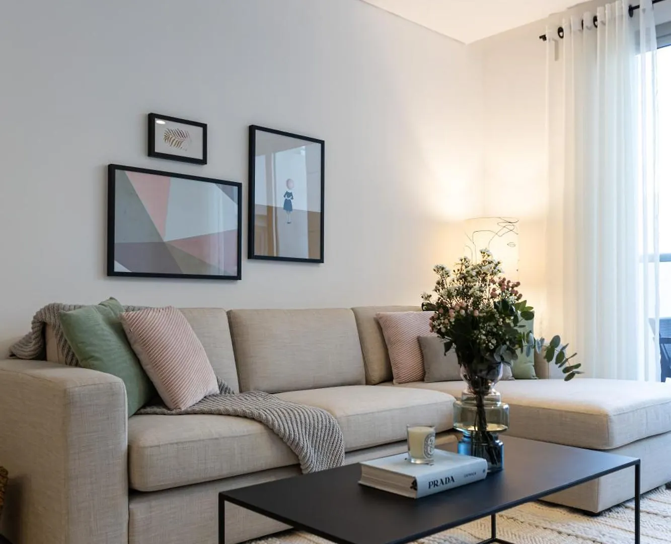 2Br Api 1000 Community View Jumeirah Dubai 0*,